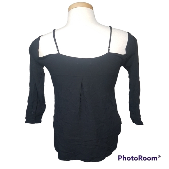 Cloth & Stone Anthropologie Cold Shoulder Button Down Blouse - Picture 3 of 12